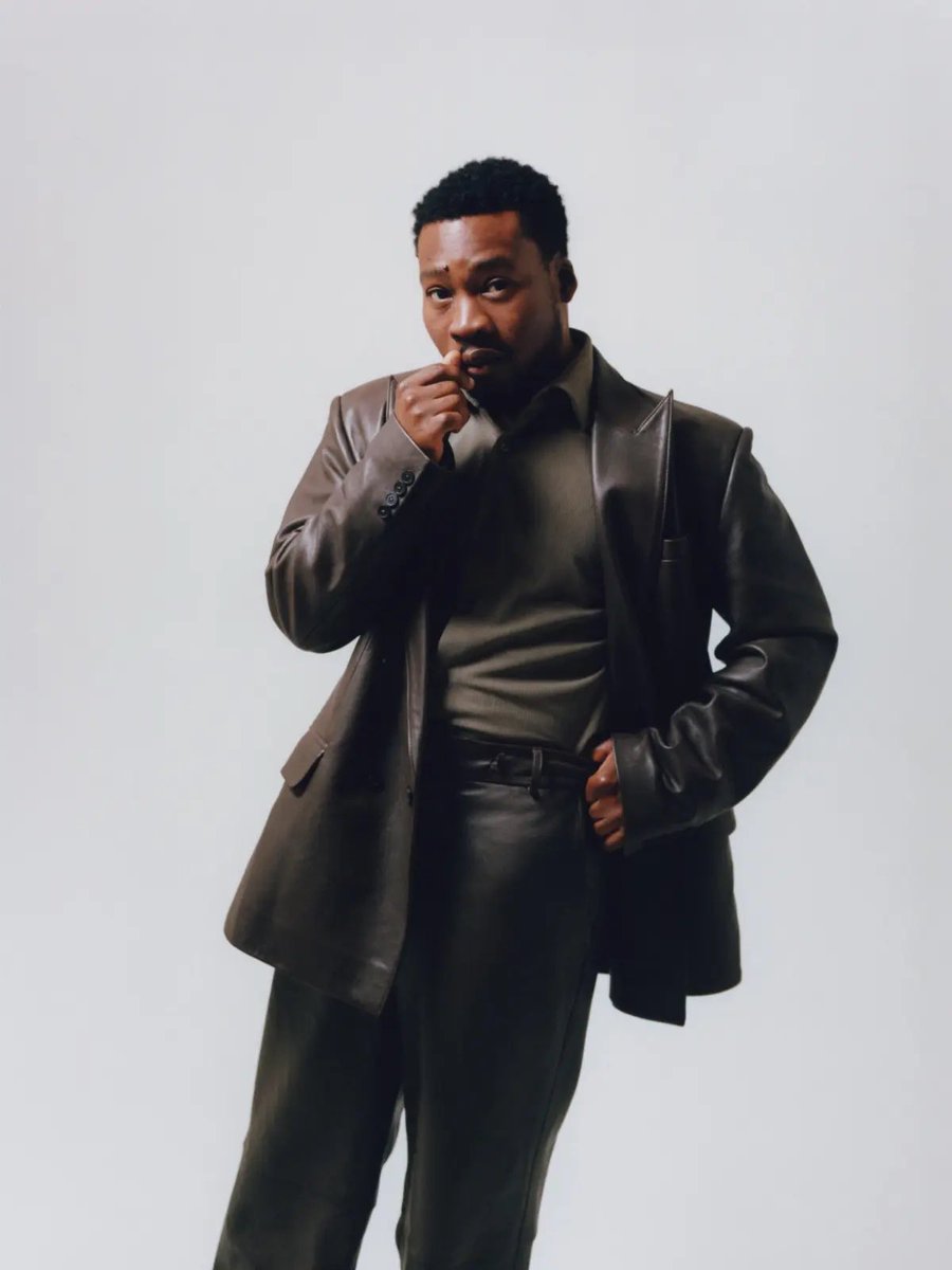 PrincipleMag's tweet image. In an exclusive interview with Principle, Fisayo Akinade opens up about securing the part of Nurse Angel in Goodbye June, working with a star-studded line-up, being a part of Kate Winslet’s directorial debut, the upcoming Heartstopper movie, and more.

🫶🏼: principlemagazine.com/2025/12/22/fis…