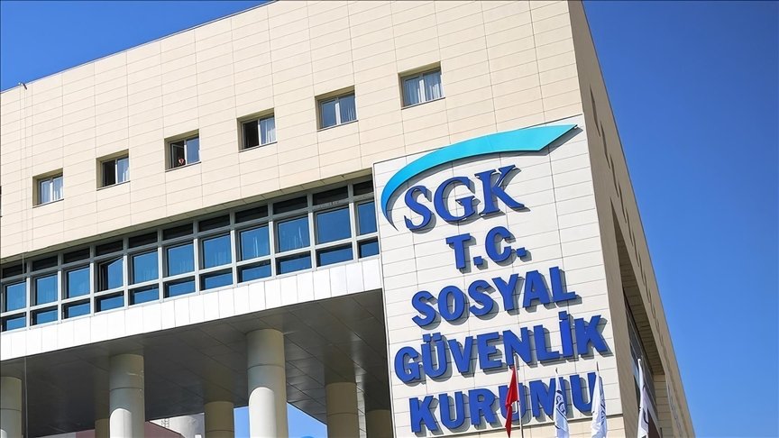 SGK 1000 personel 100 memur alımı kadro dağılımı:

📍 575 Büro personeli
📍 275 Destek personeli
📍 100 Güvenlik Görevlisi
📍 50   Teknisyen
📍 100 Müfettiş yardımcısı