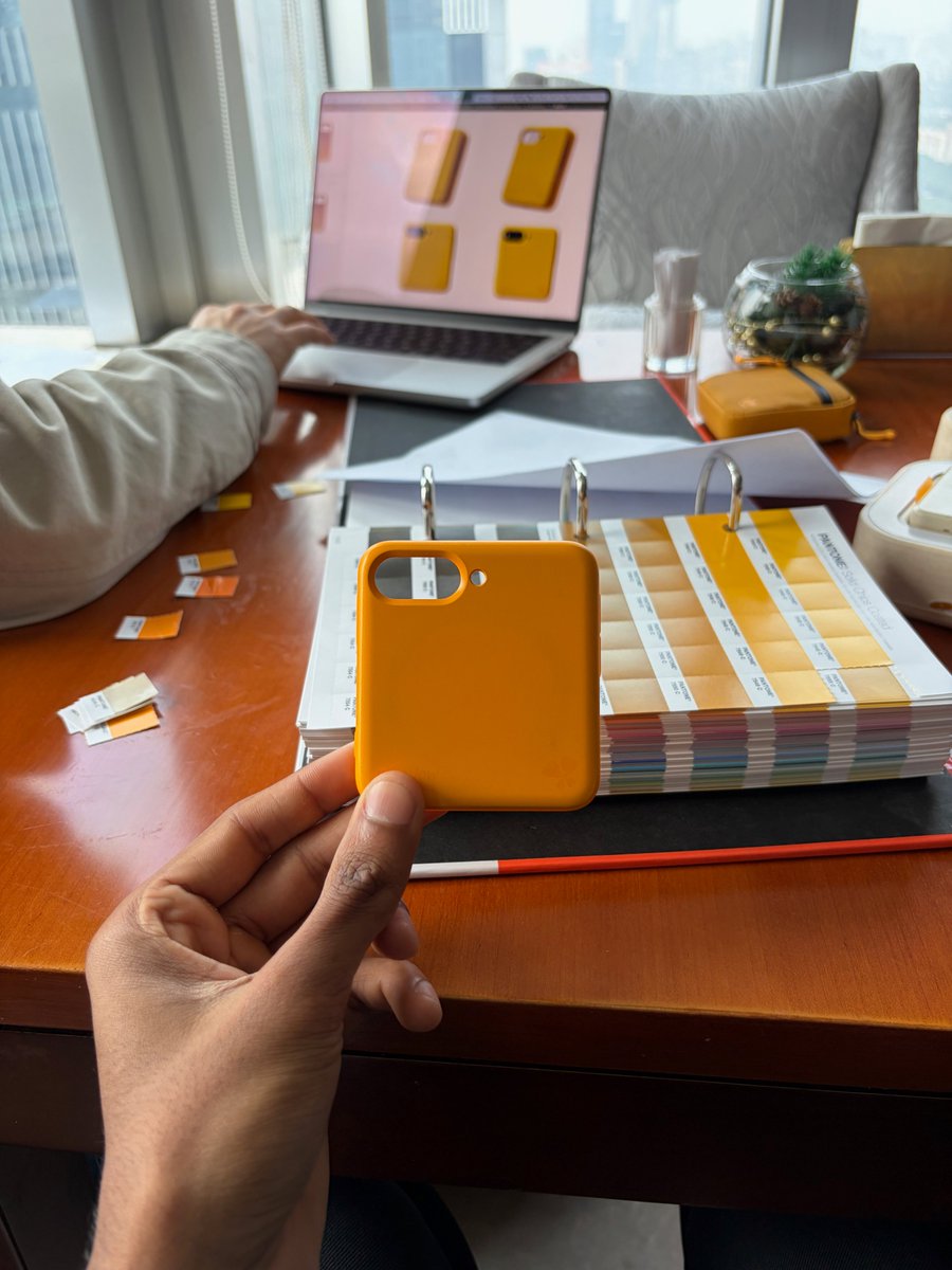 66_shrey's tweet photo. Making some beautiful accessories that'll ship exclusively w/ the first few batches of Meadows. Pic from the swaggiest workspace in Shenzhen https://t.co/RD1cQqXvvo
