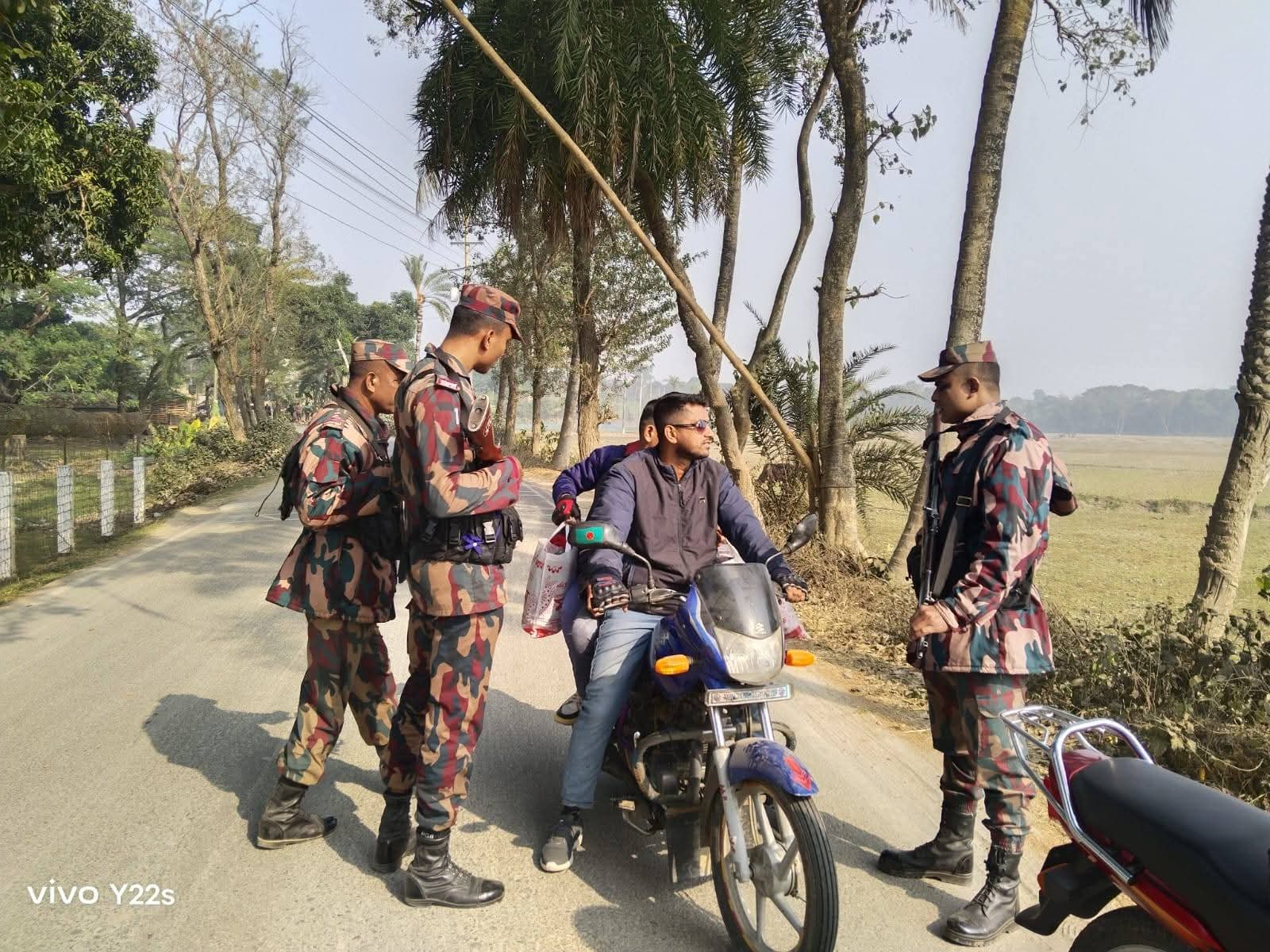 বেনাপোল সীমান্তে বিজিবির সর্বোচ্চ সতর্কতা; আসামিদের পালানোর পথ বন্ধ