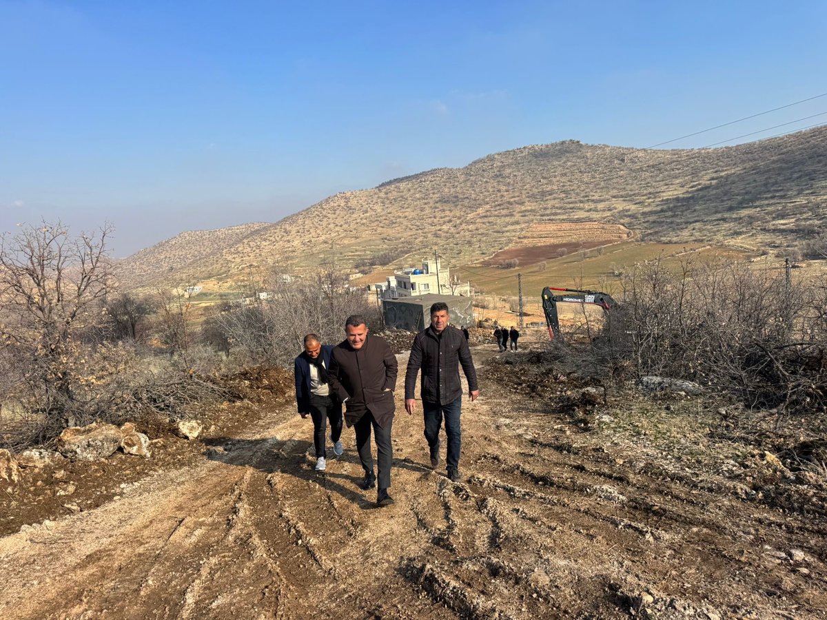 Ormancık Mahallesi 📍 

Ormancık Mahallemizde yapımı devam eden su deposu çalışmalarını yerinde inceleyerek süreç hakkında bilgi aldık.

Mahallemizin içme suyu ihtiyacını daha sağlıklı ve sürdürülebilir şekilde karşılamak için çalışmalarımızı titizlikle sürdürüyoruz.

<a href="/Savur_Bld/">T.C. Savur Belediyesi</a>