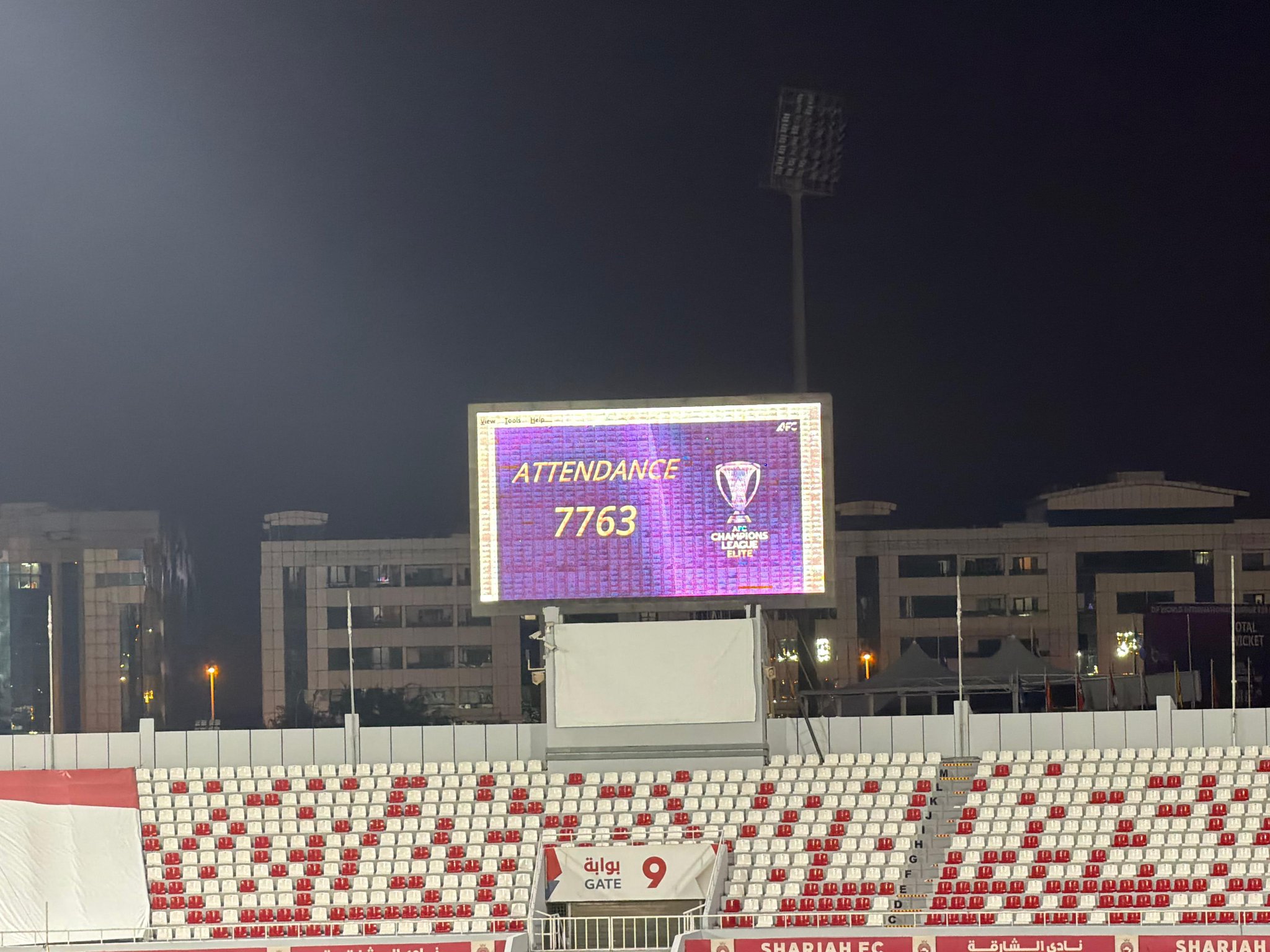 بلغ عدد الحضور الجماهيري لمباراة الشارقة الهلال 7763 مشجع. #دوري_أبطال_آسيا_للنخبة 