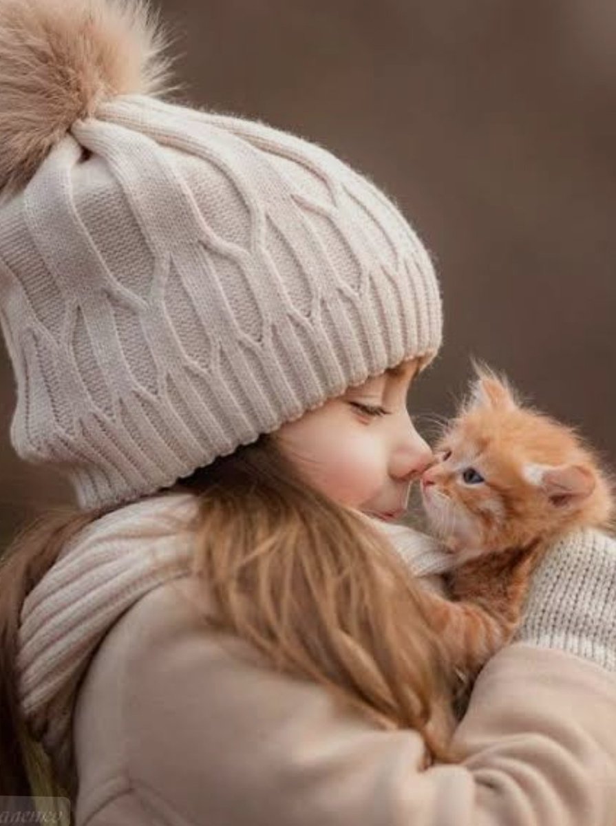 يليق بك أن أستثنيك عن الجميع🕊