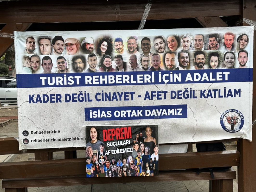 EsraOzberkman's tweet photo. Adaleti enkaz altında bırakma #6ŞubatınAffıOlmaz
#isiasortakdavamız 
#isiasolasıkast https://t.co/tbkPTQkw5A