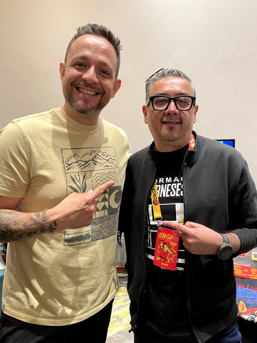 LaGranCN's tweet image. ¡Dale un vistazo a la galería de #LaGranCN en el #RGF4, con el #MuseoLaGranCN y la #cnShop! 

Ahí estuvimos cotorreando con los fans de #ClubNintendo 🔶🧡 👇

🌐 facebook.com/share/p/1K1NV4…