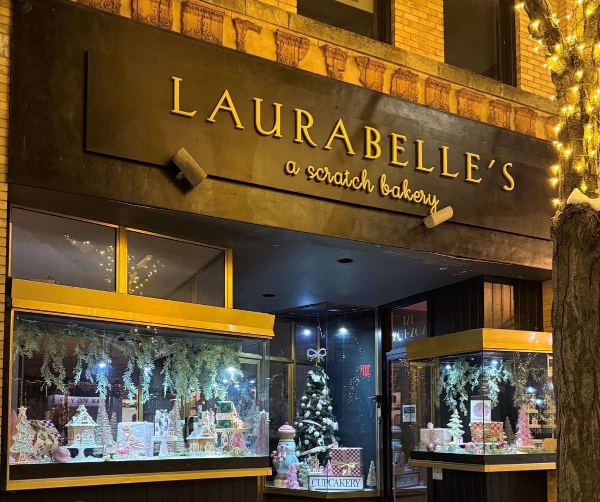 ✨Congratulations to the winners of our Annual Holiday Window Display Contest! ✨

1st place: Frazzleberries Country Store, Warwick 
2nd place: Lifestyles of Saratoga, Saratoga Springs 
3rd place: Laurabelle's, Corning 

Check out the hard work and creativity of these retailers!