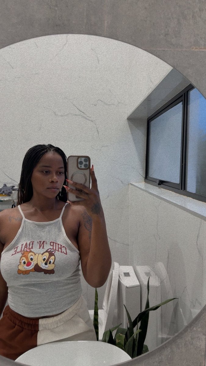 xel🇿🇲 tweet media