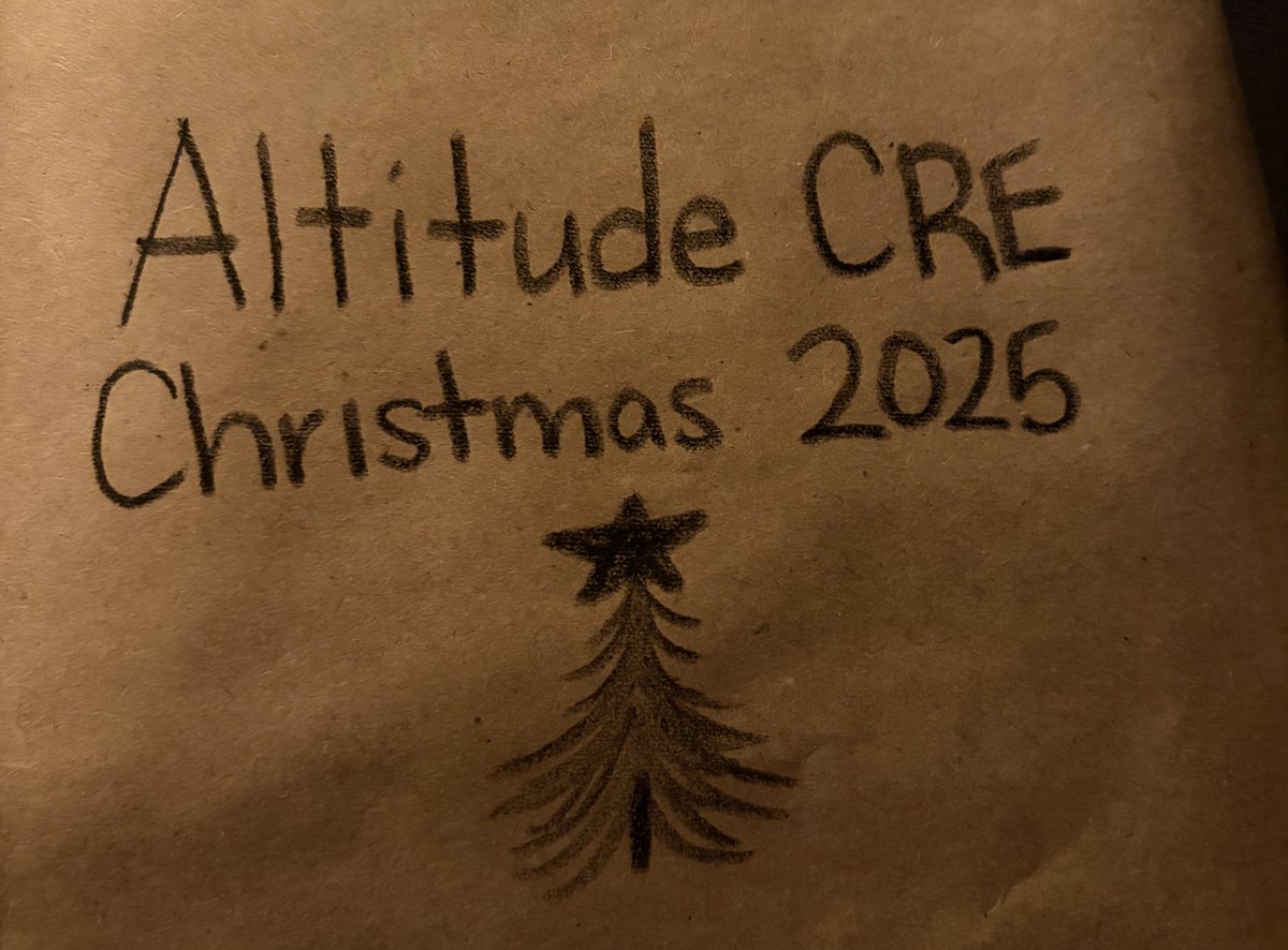 altitudetroy's tweet photo. A Christmas tradition here at Altitude Commercial Real Estate🎄🎅🏻 Merry Christmas from our team to you and your families🙏🏼❤️✨ https://t.co/cLBuFx1nHE