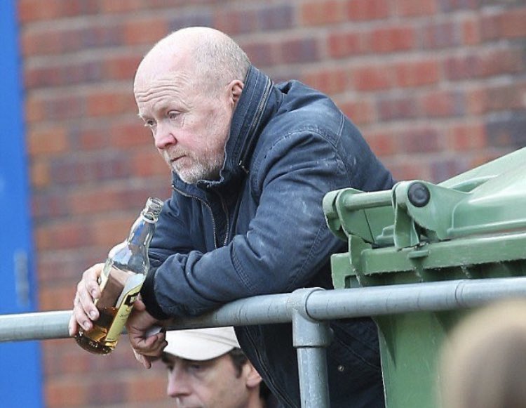 Junbugstone's tweet image. Modiba is going to kills us #AFCON2025