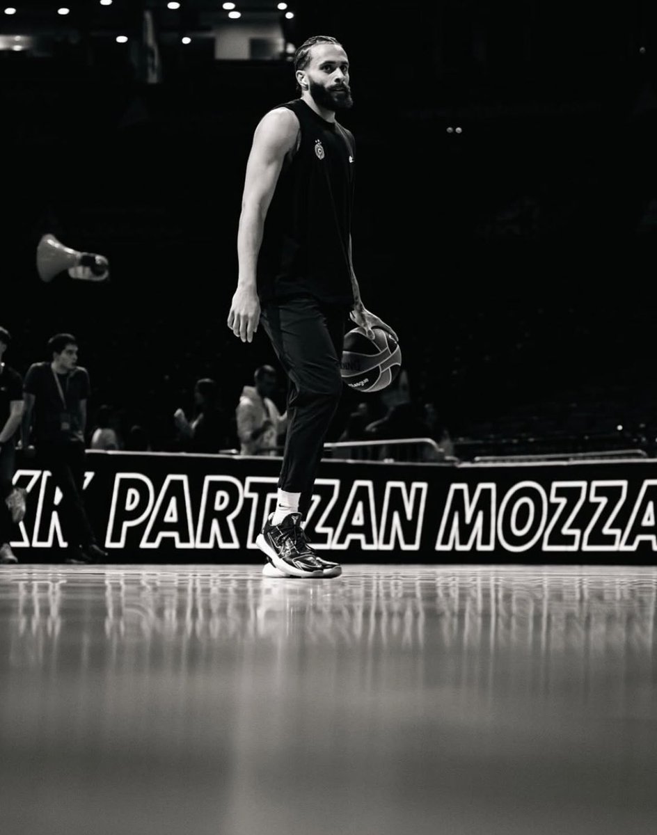 DOKTOR KOŠARKE 

KAŽU LJUDI NE ZNAŠ 

Samo ovi sto “ne znaju” oboraju rekord ABA lige, crknite dušmani 

#kkp