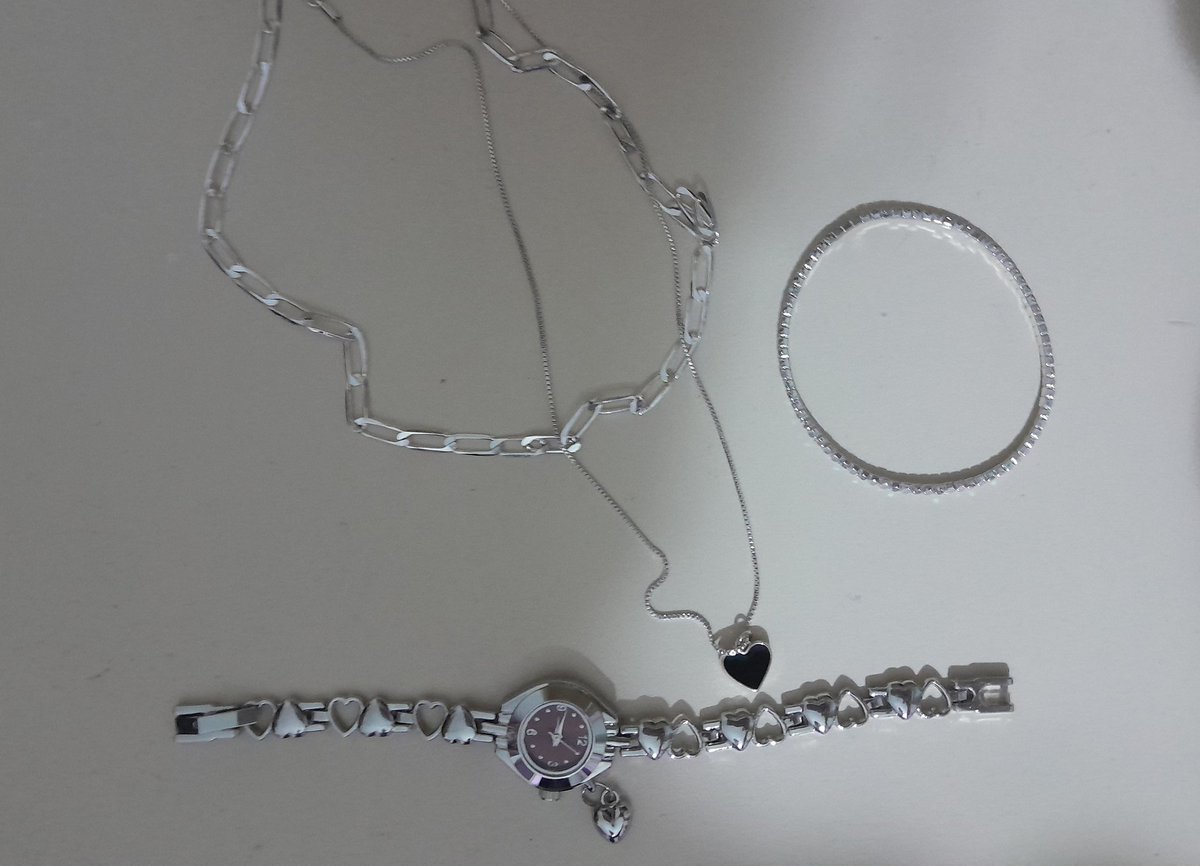 takı alışverişi yaptım okulu işi bırakma düşüncesi iki gün iptal