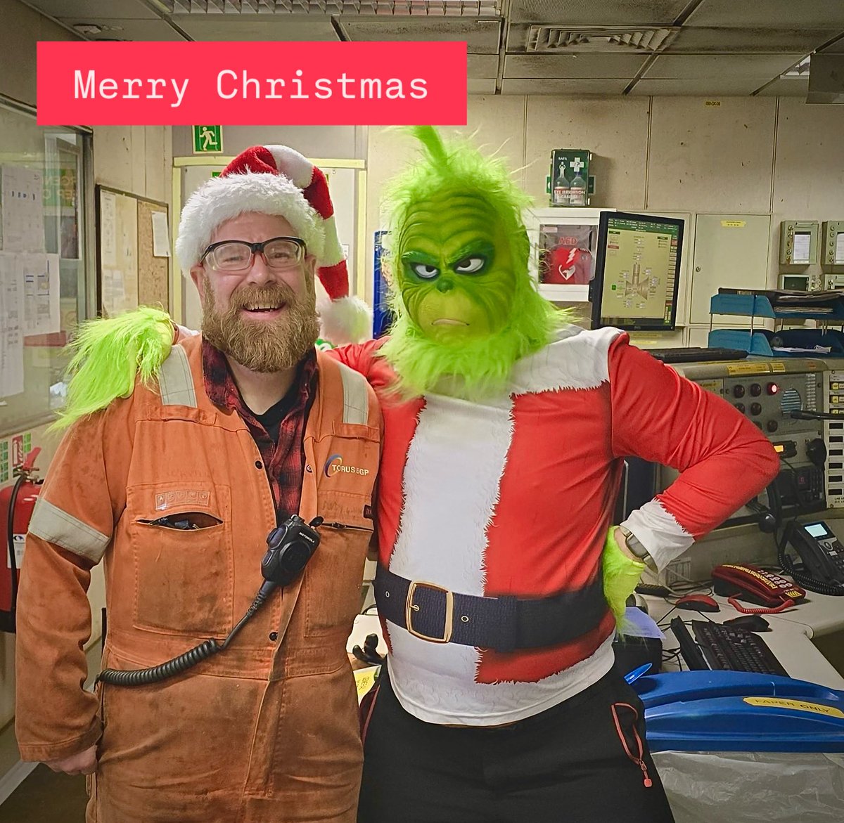 andygettinglean's tweet photo. Merry Christmas us filthy animal. https://t.co/2ZcJoYnk3L