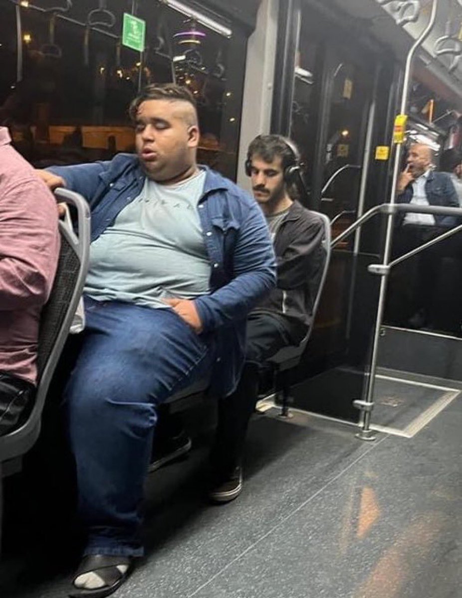 Daha pazartesi akşamından bünyeye şöyle yorgunluk çöktü