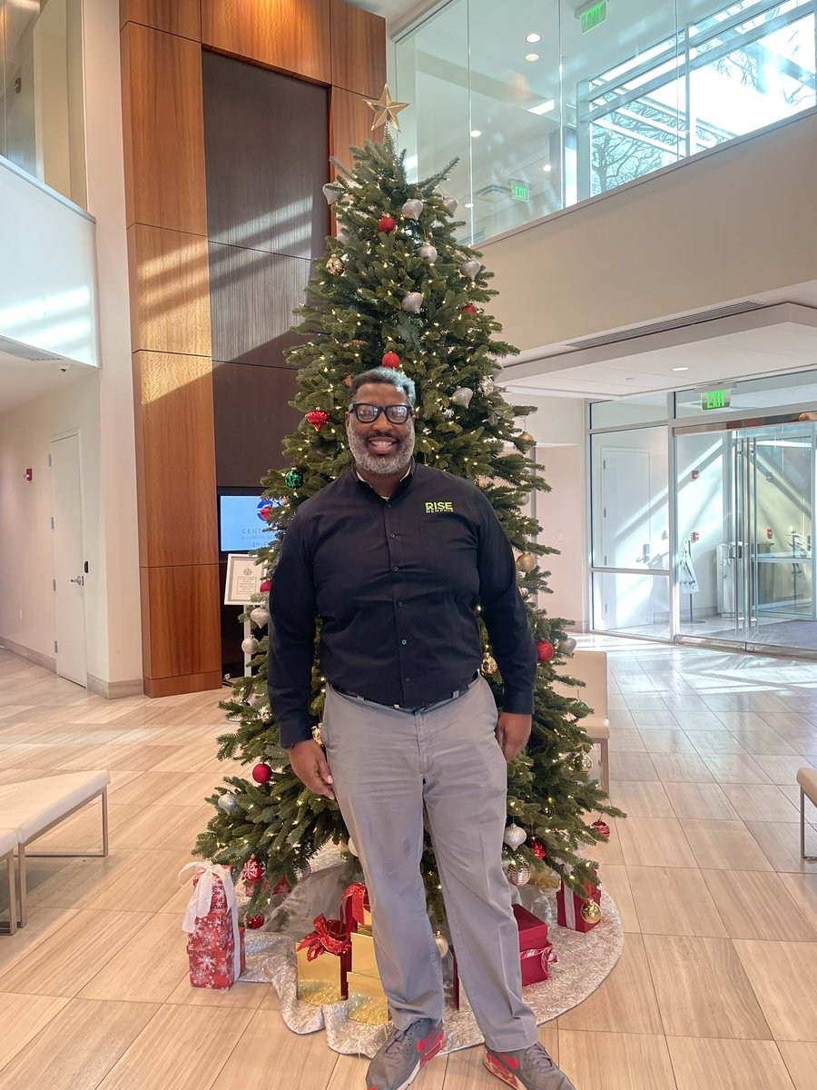 Our RISE Memphis team gathered for our annual holiday luncheon, and what a joy it was to celebrate together.💚

Behind every program, every success story, and every life changed is this incredible team of dedicated professionals who show up every day to empower our community.