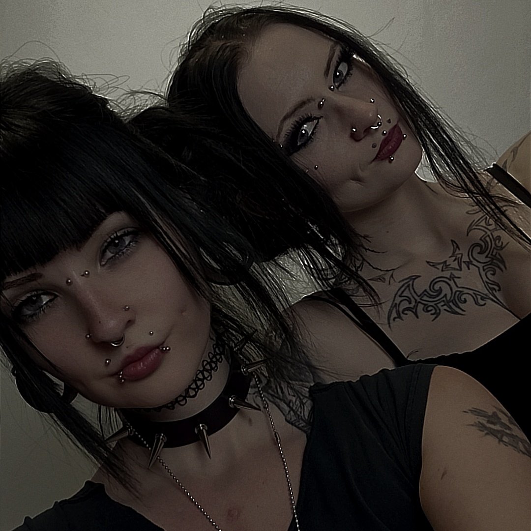 ScenE_TwinS98's tweet image. Insta hat uns jetzt auch gesperrt. Von daher sind wir jetzt hier bei X