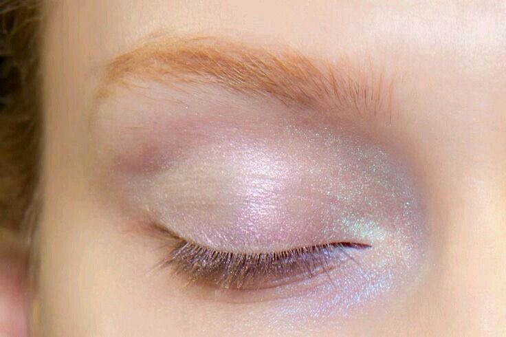 jiaa_xo's tweet image. ethereal eyeshadow colours
