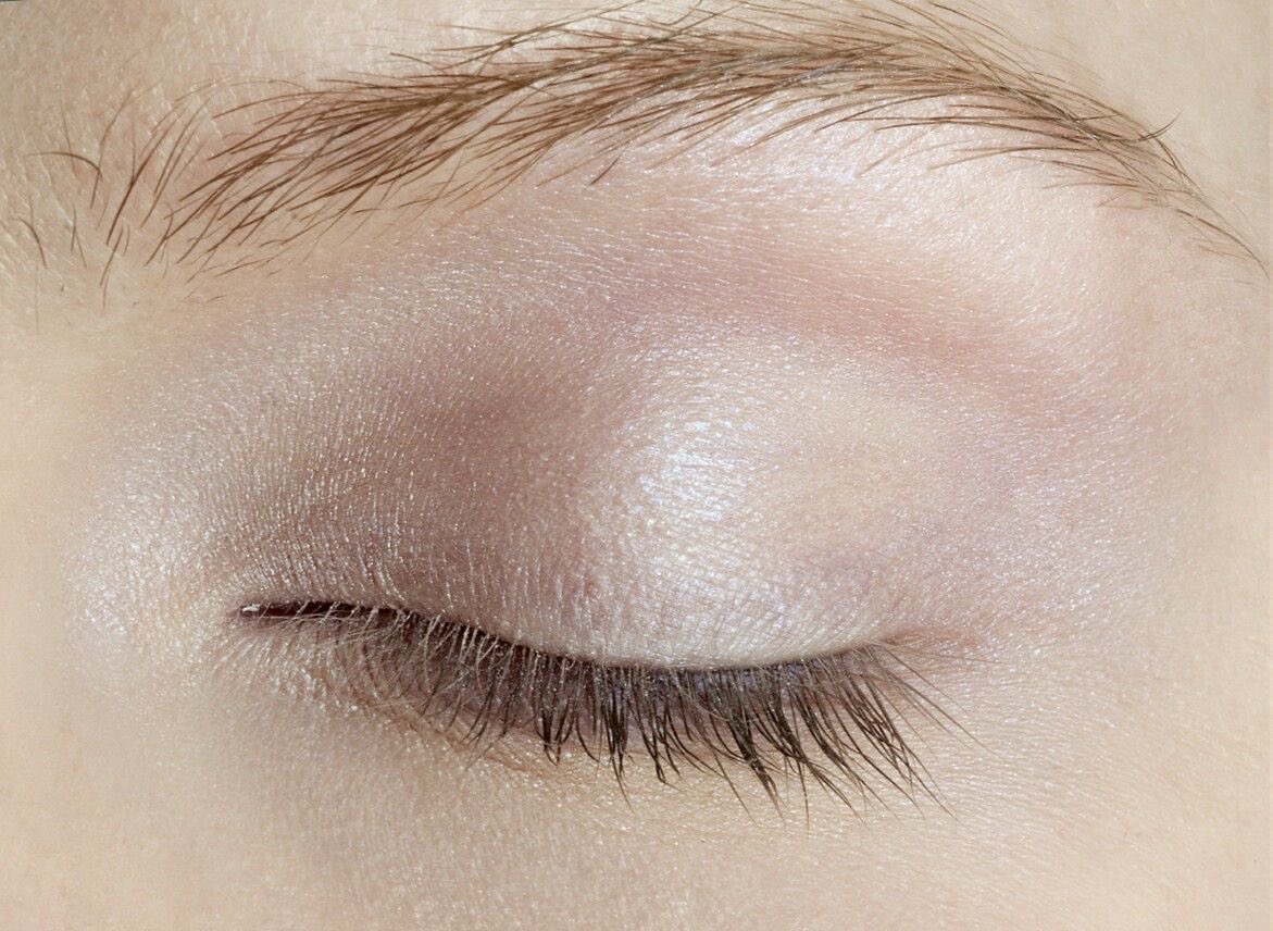 jiaa_xo's tweet image. ethereal eyeshadow colours