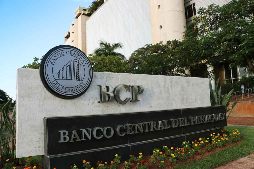 BCP_PY's tweet photo. BCP aprueba reglamento de lineamientos generales para la calificación de riesgo de bancos, financieras y compañías de seguros

Más información: https://t.co/00ainK2E1E https://t.co/dRhg9XANNC