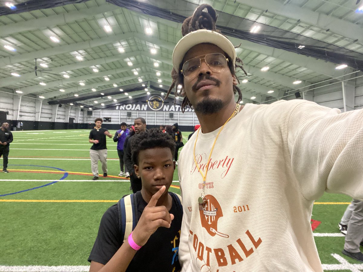 Nikolas Taylor tweet media