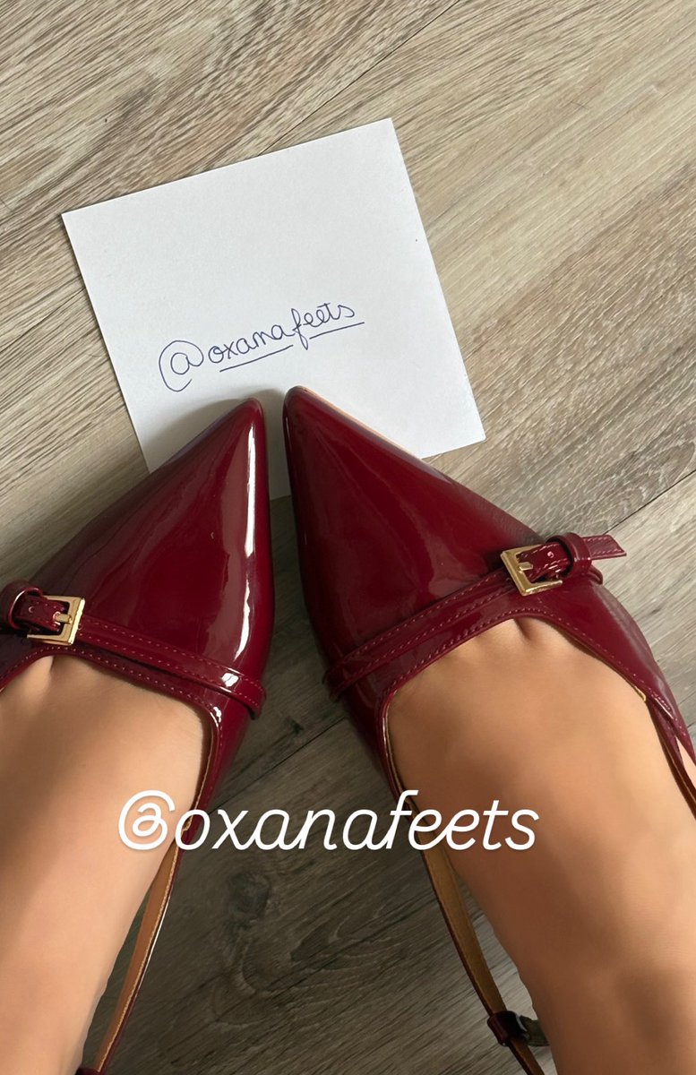 Reine Oxana 💋 tweet media