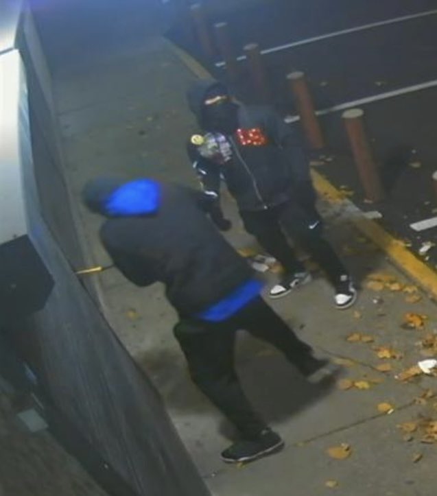 ClevelandFire's tweet image. #CLEFIRE is investigating an arson that took place at around 3:40am on 11/27/25. 2 men broke into the Rite Aid food mart at 3022 W.25th St, committed theft, then set the building on fire.
$2,500 reward for information leading to arrest. Contact Crime Stoppers at 216-252-7463.