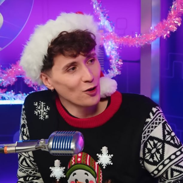 emophringe's tweet image. i love it when hot people date each other