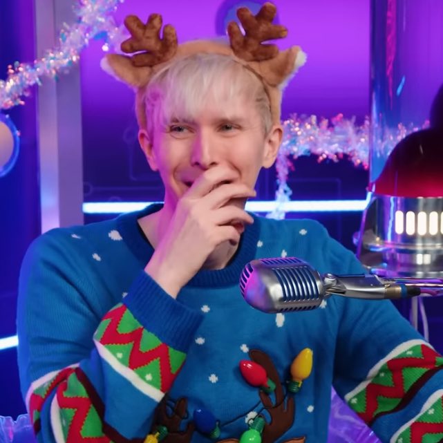 emophringe's tweet image. i love it when hot people date each other