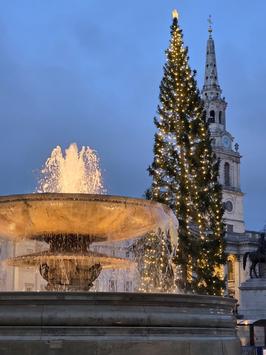 Been in London today, it was crazy busy :)