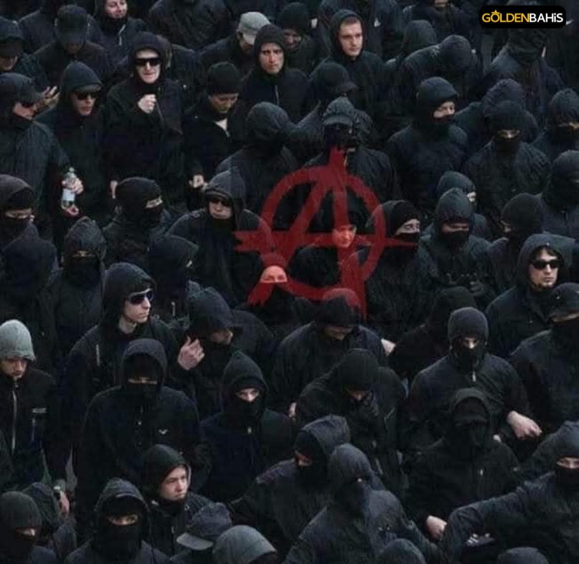 Evet yarın için dress code = FULL SİYAH ‼️ saldır💀