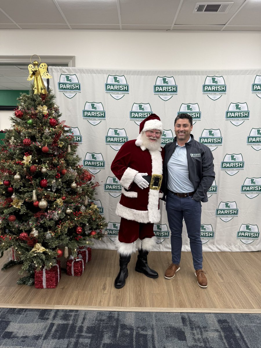 ParishBuilt's tweet image. The big guy has a busy week ahead but still made time to stop by the Parish office to spread some holiday cheer! 🎅 

If you have any roof damage as a result of reindeer hoofs, give us a shout! 🦌 

Do business with someone you know!