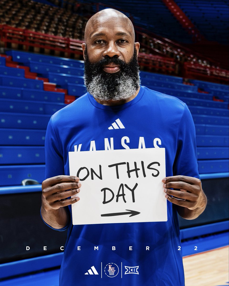 KUHoops's tweet image. 32 years ago today... 👀

December 22, 1993: Freshman Jacque Vaughn nails a 3 with 0.2 seconds remaining to give Kansas an 86-83 OT victory over No. 12 Indiana 🔥