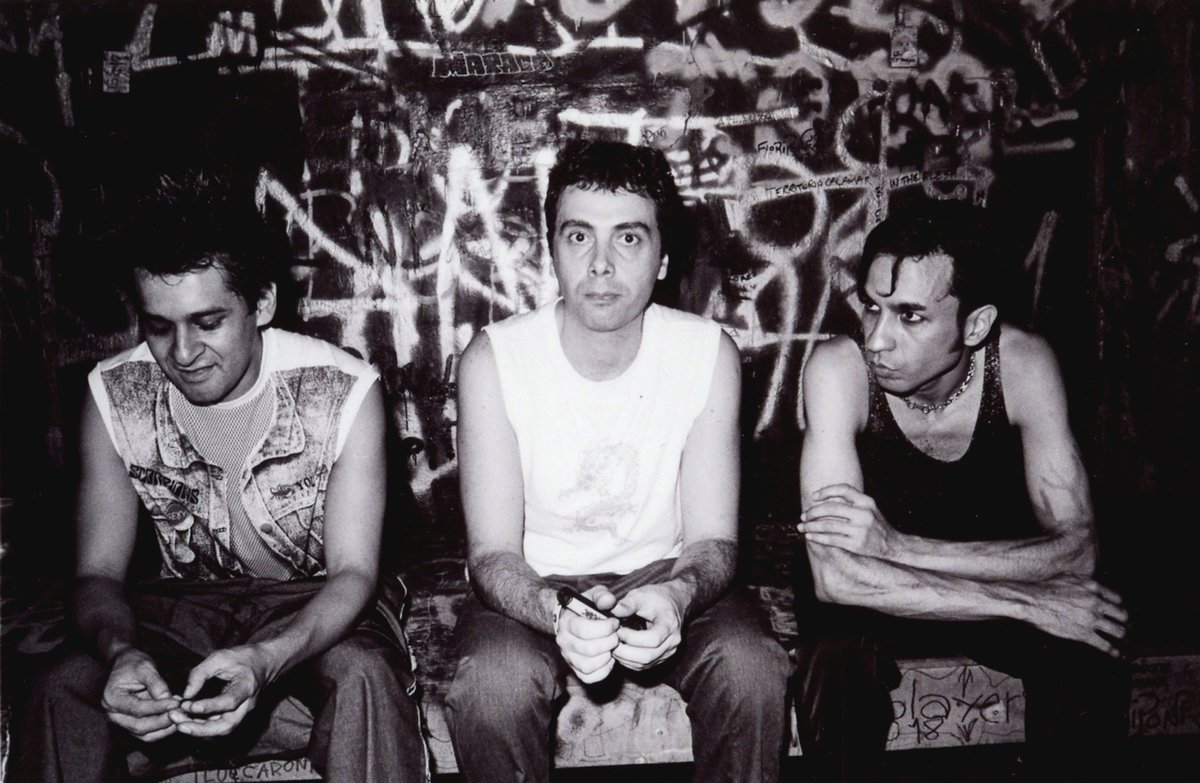 Te sigo desde Cemento, y antes. 25 años de <a href="/adictabanda/">ADICTA BANDA oficial</a>, mañana en <a href="/niceto_club/">Niceto Club</a>