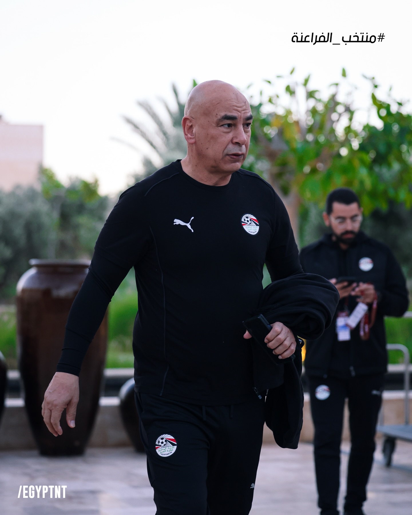 كتيبة منتخب مصر تتحرك من فندق الإقامة متوجهة إلى ملعب المباراة لمواجهة زيمبابوي في كأس أمم إفريقيا 