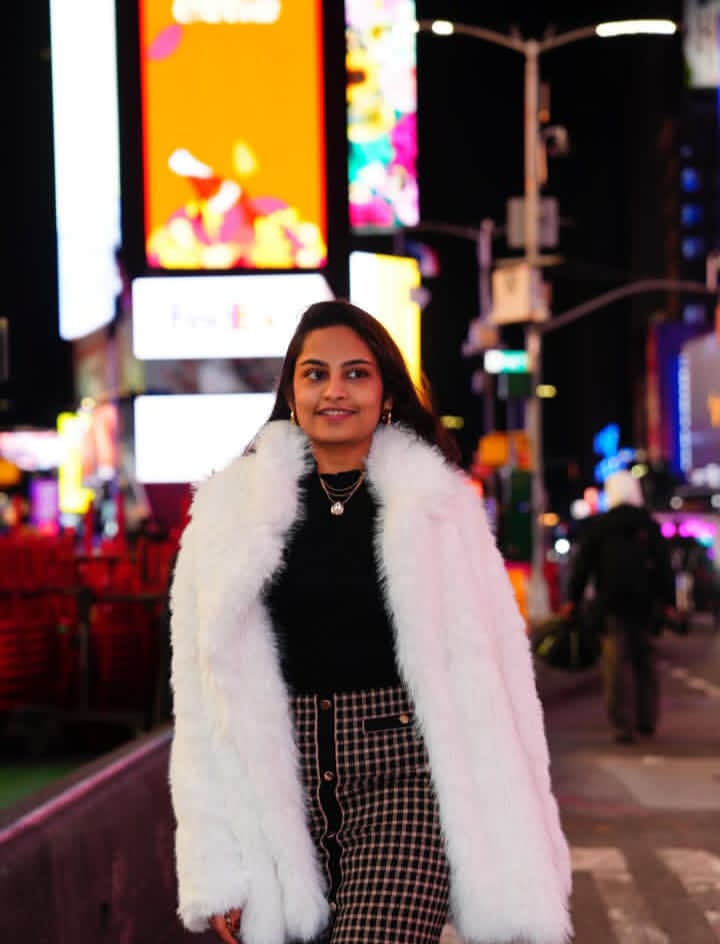 Kurupati505's tweet image. Soft glow, loud presence💕