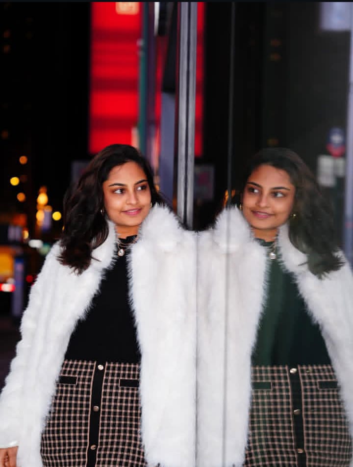 Kurupati505's tweet image. Soft glow, loud presence💕