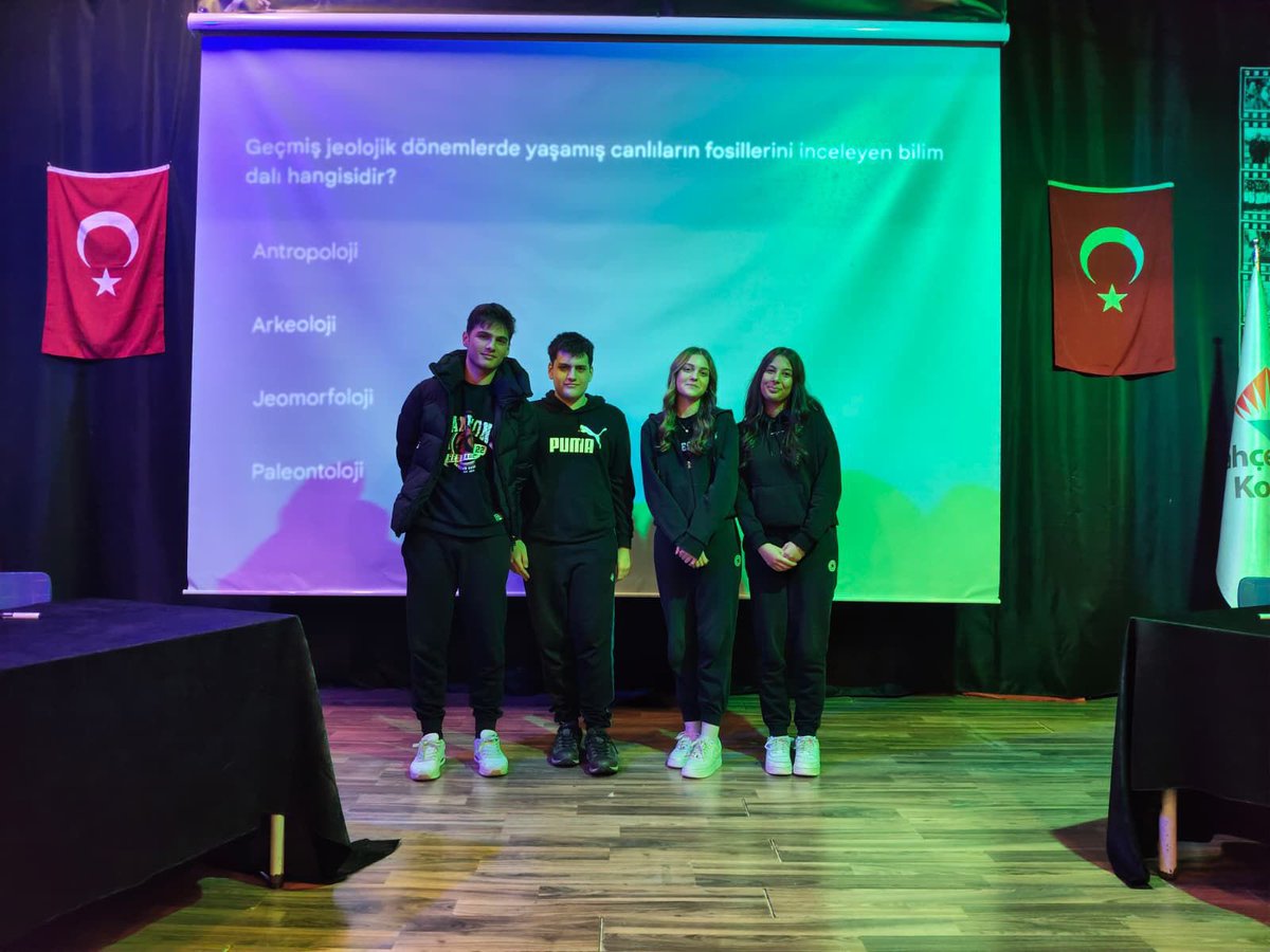 🧠Bilgi sahnedeydi,heyecan zirvede!🏆
9,10 ve 11.sınıflar arasında düzenlenen 3 turluk bilgi yarışmamız finalle tamamlandı. Rekabet ve bilgi dolu anlar yaşandı!📚
🥇ŞAMPİYON:11 PİSAGOR SINIFI👏
Katılan tüm takımlara ve emeği geçen öğretmenlerimize teşekkürler.

#BahçeşehirKoleji