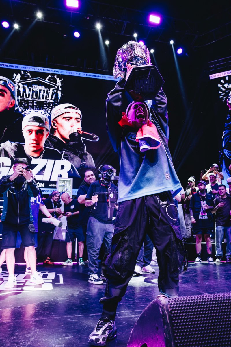 Ahora es imposible, pero poco a poco iré mentalizándome que al final lo conseguí, tras tantos intentos lo conseguí 🫠

Gracias ♥️