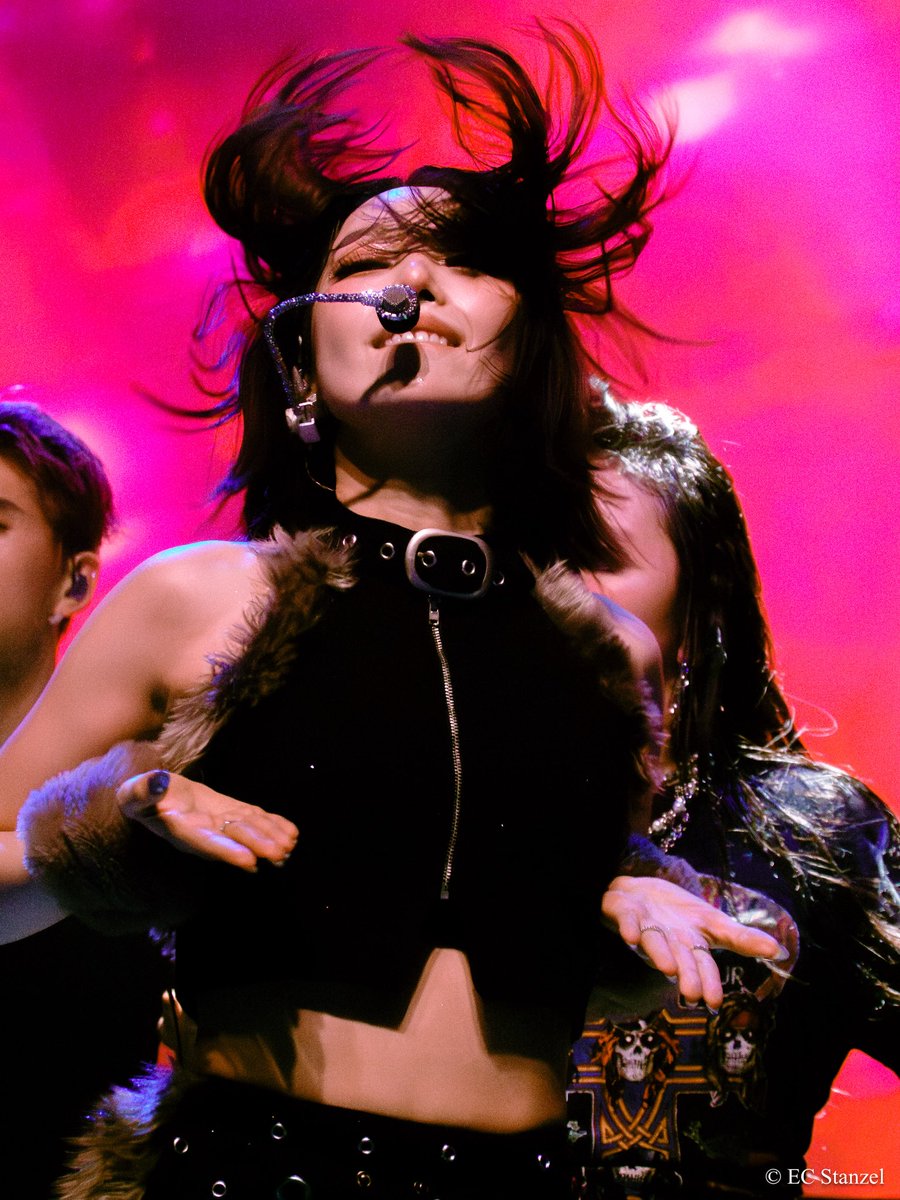 imjustec's tweet image. KARD DRIFT tour in Dallas ♣️

📸 @imjustec 

#kard #카드 #kardinusa @KARD_Official 
@_bigmatthewww @jeonjiwoo1004