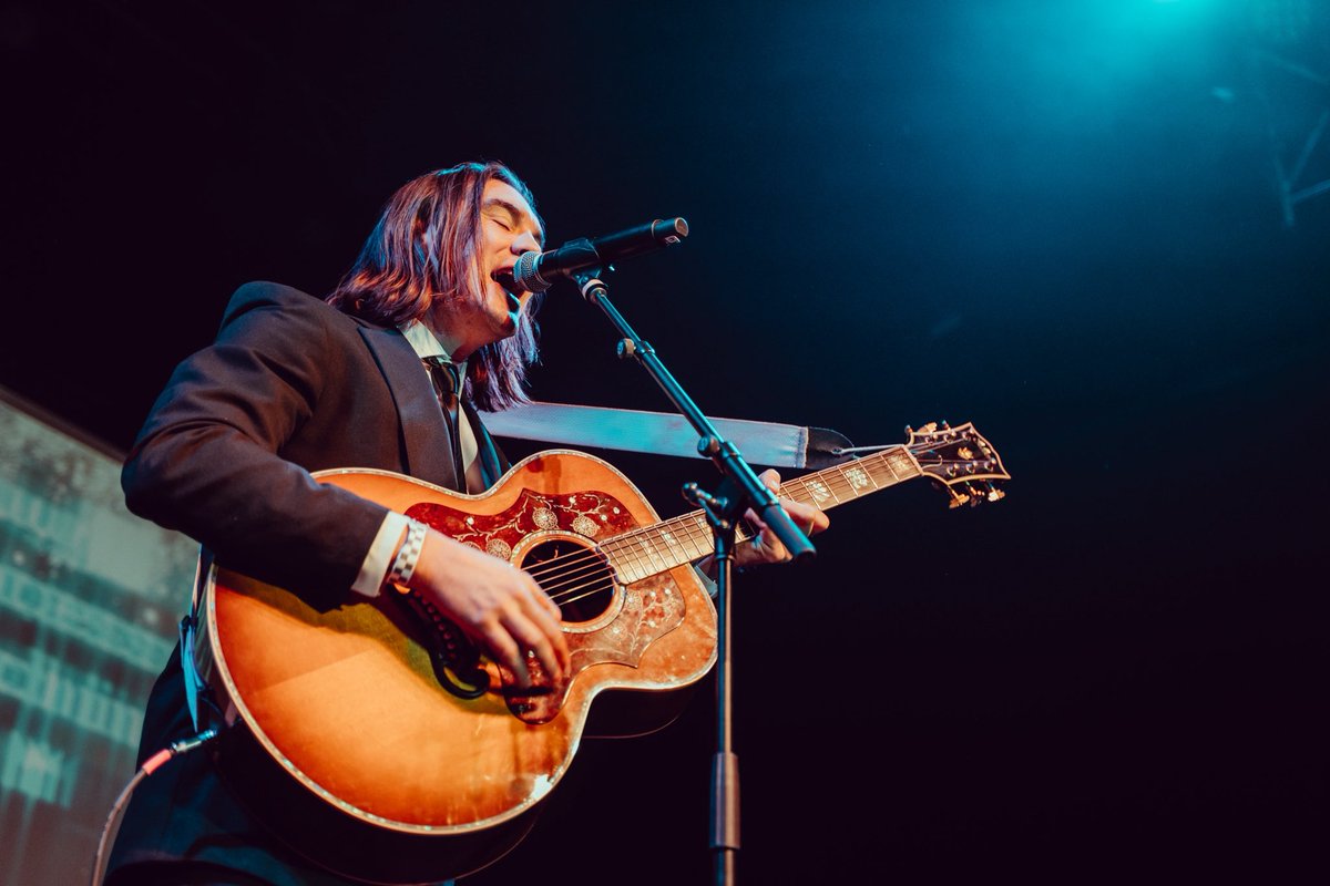 The_Click_Five's tweet image. From Portland to Seattle, LA, and Denver y’all showed up and showed out for our little nostalgia tour! Thanks Emo Nite for having us out. 🤘

📸: @shanphotomaker