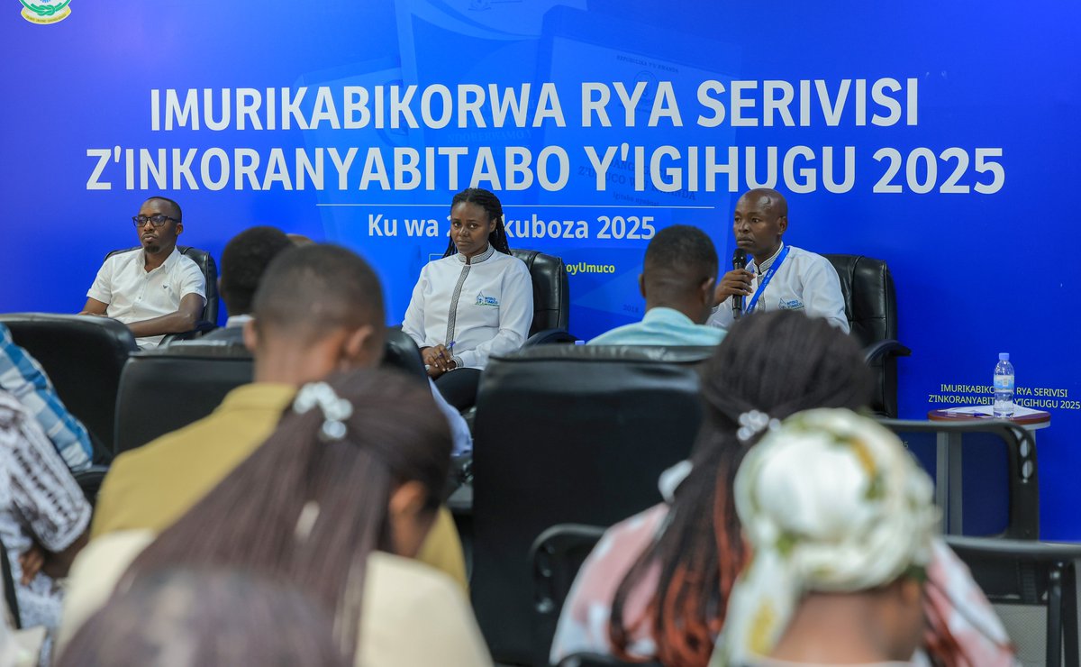 IntekoyUmuco's tweet image. Uyu munsi #IntekoyUmuco yamuritse ku mugaragaro ibitabo byashyizwe mu buryo bw’amajwi (audio books) ku nshuro ya mbere, mu rwego rwo koroshya isoma ry’ibitabo no kubungabunga umurage. Ibyo bitabo ni:

1⃣ Indangagaciro z’umuco w’u #Rwanda : Igitabo nyobozi (MINISPOC, 2018);

2⃣…