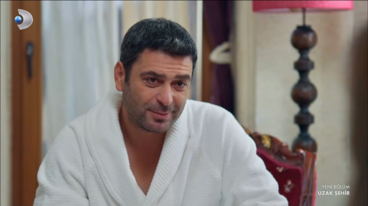 Ne halt ediyor bunlar yaa  ldldkdklslskjsj 
#UzakŞehir #CihAl