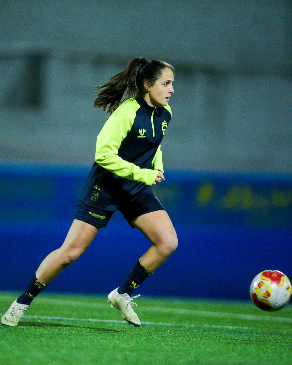 🅂🄴🄻🄴🄲🄲🄸🄾🄽🄴🅂 🄰🅂🅃🅄🅁🄸🄰🄽🄰🅂 🔵🟡

¡¡¡Entrenamoooooos!!!

#LosColoresDeMiTierra #OrgulloDeSerAsturiana #PuxaAsturias