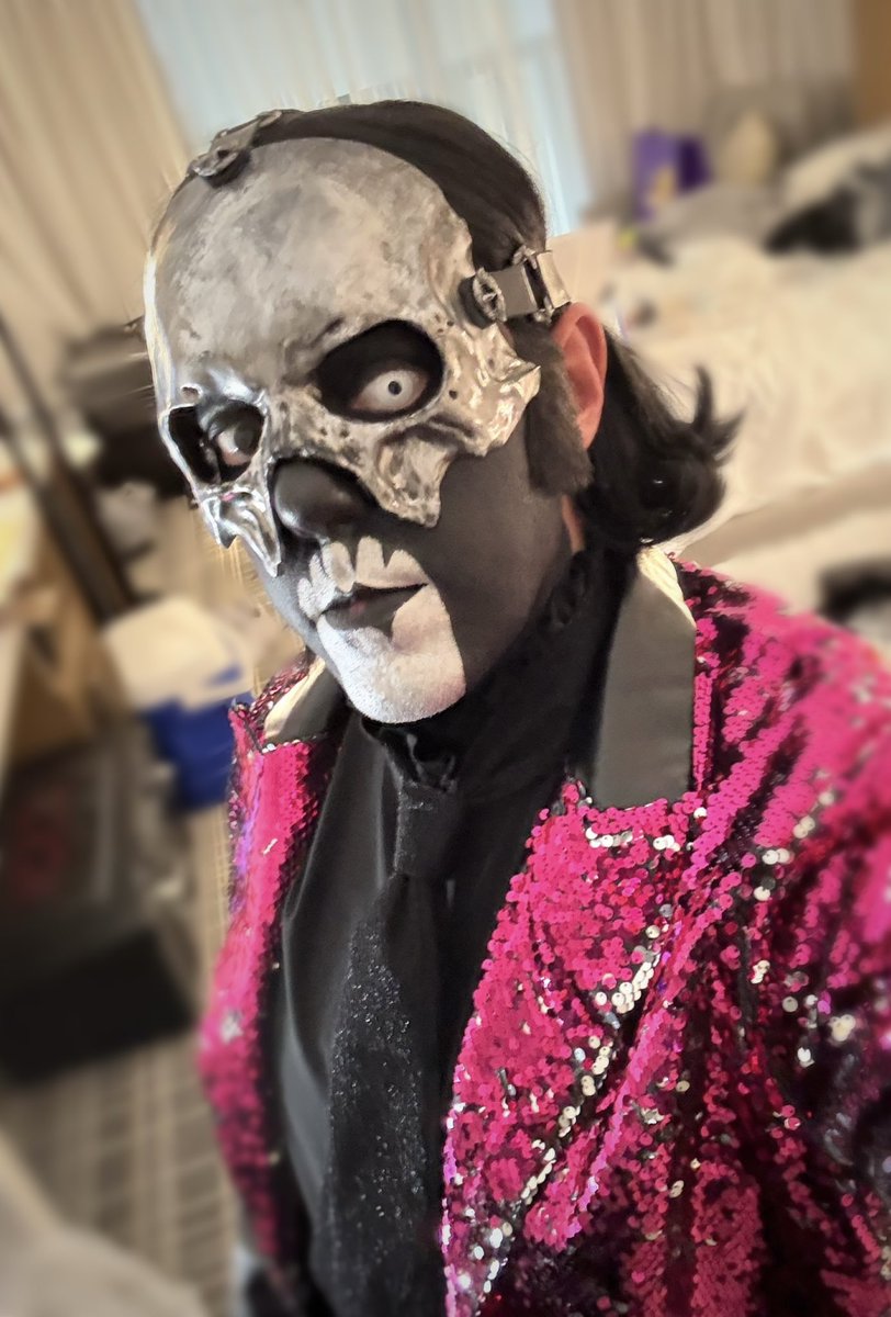 TellurideWolf's tweet photo. @BromineYote Come on Ghoul, the ministry beckons! https://t.co/sf5g9hPMtx
