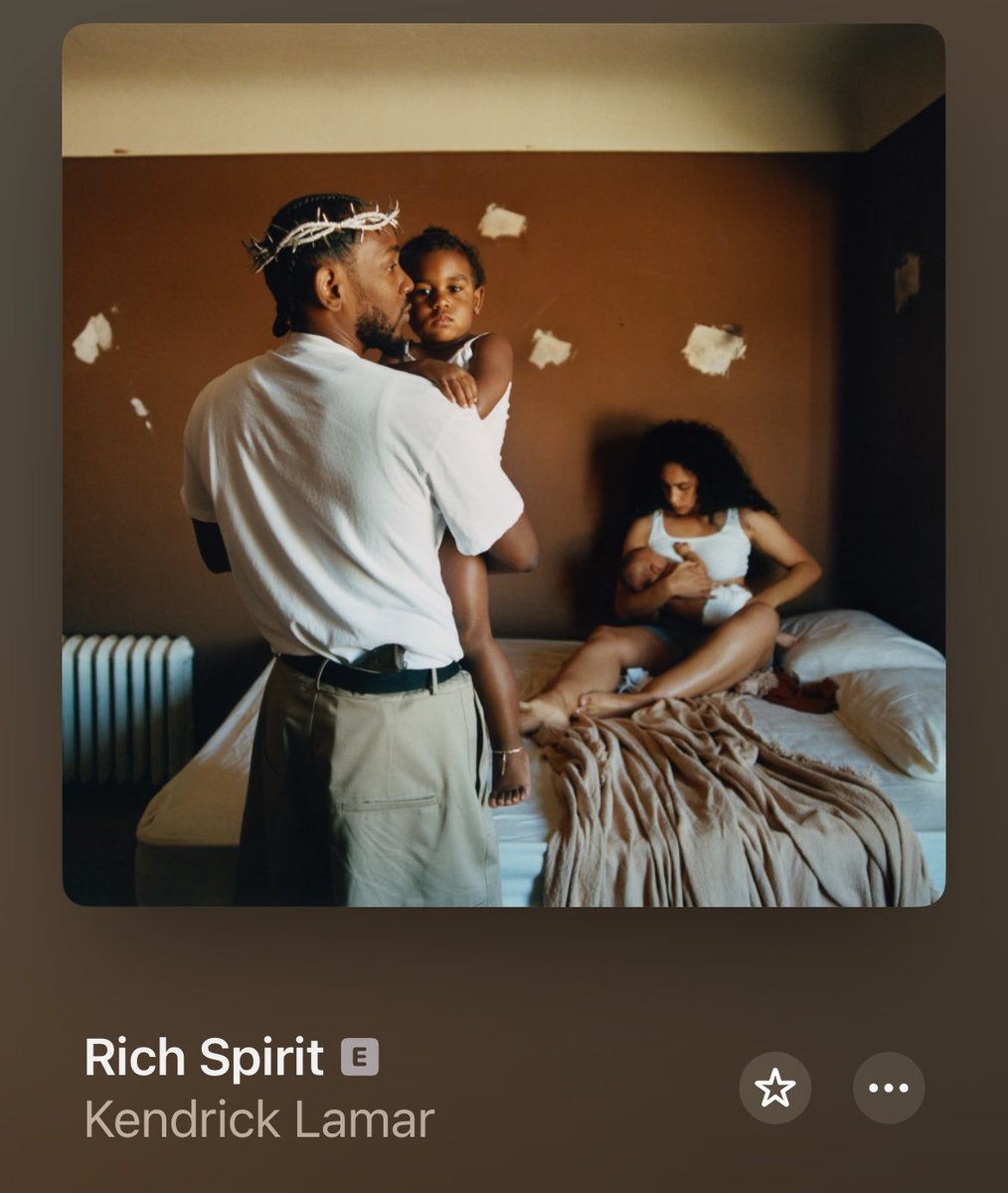 Que_Free's tweet image. Can’t fwu no more I’m fasting ughhhh