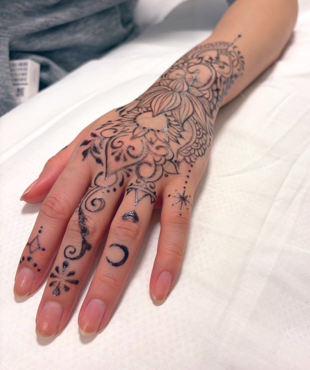 メヘンディ・アート メヘンディ・アート 先日のメヘンディたち | メヘンディアート 結染