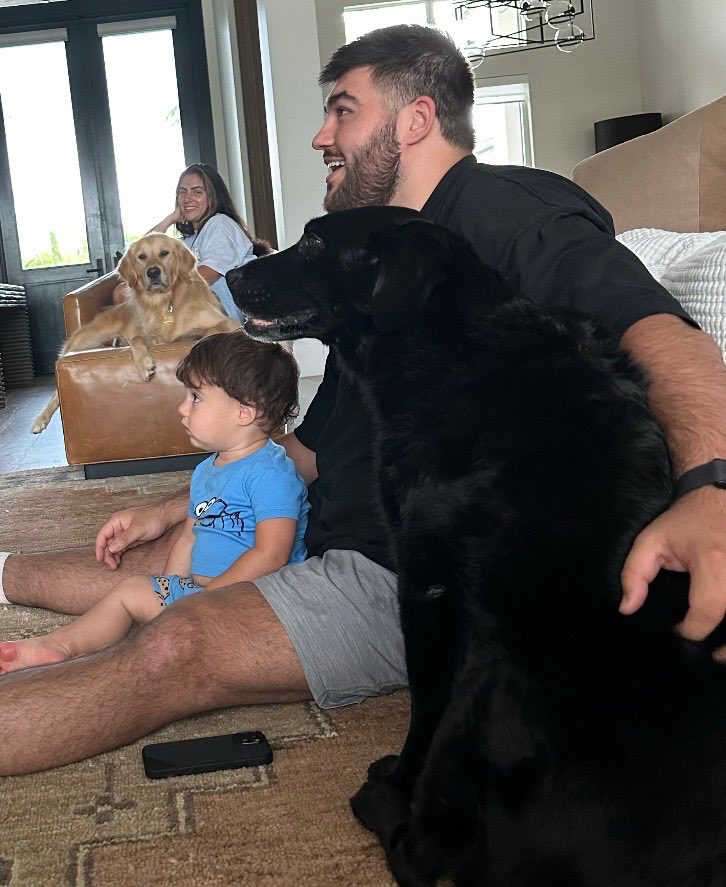 SKolcheff's tweet image. One of the best dogs to ever walk the planet, gonna miss ya JoJo ❤️