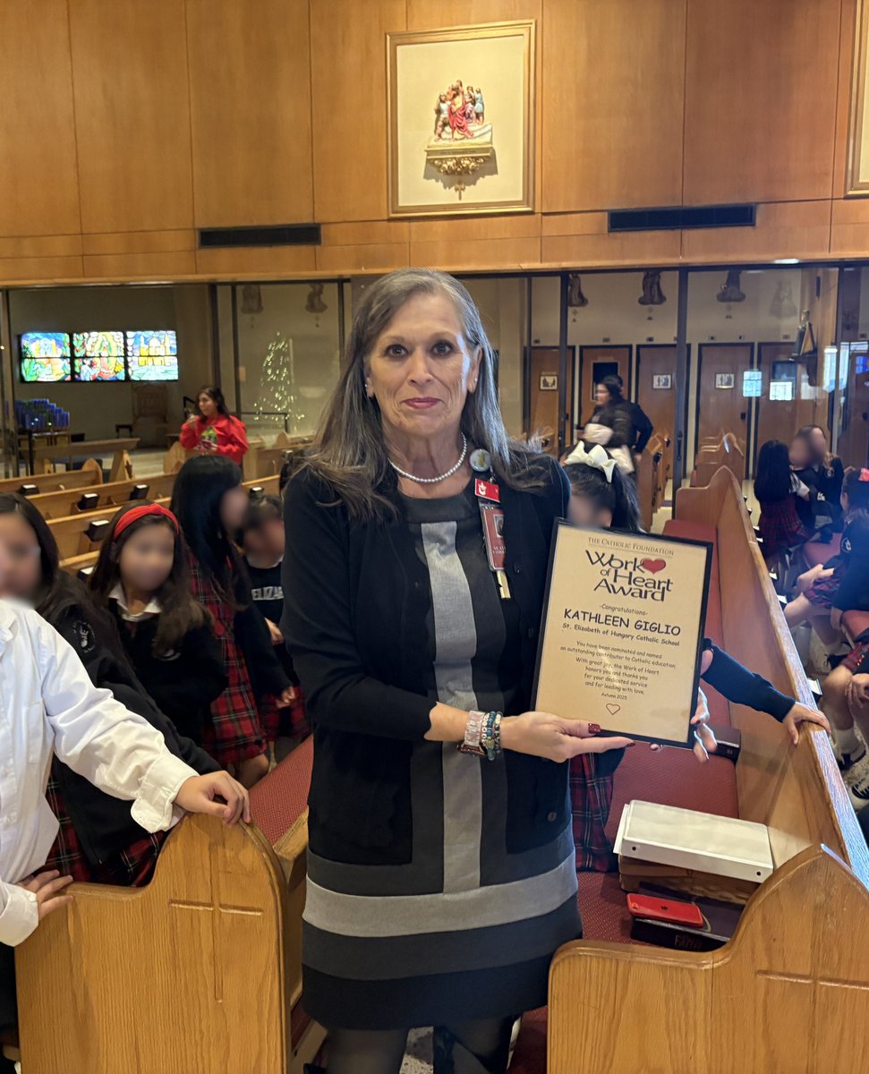 St. Elizabeth of Hungary Catholic School’s 3rd grade teacher, Dr. Kathleen Giglio, is the latest recipient of our Work of Heart award! 

Read the full story: catholicfoundation.com/impact-and-ded…