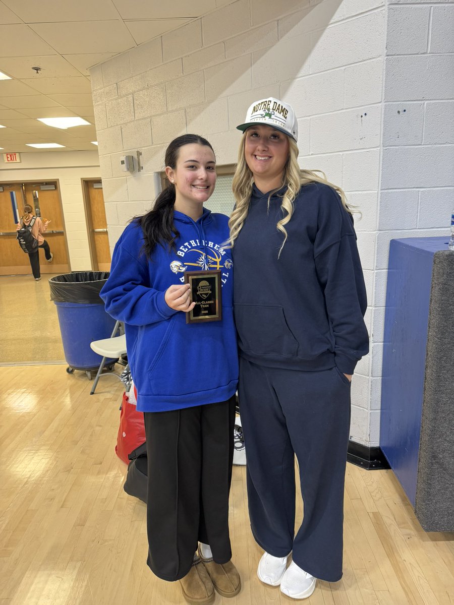 smacy8's tweet image. Congratulations @loren_macy on being named to the LCA/Central Bank Jim Rose Classic All-Tournament Team! You had a great 3 days of basketball! Glad your sister could be there today to see you play!