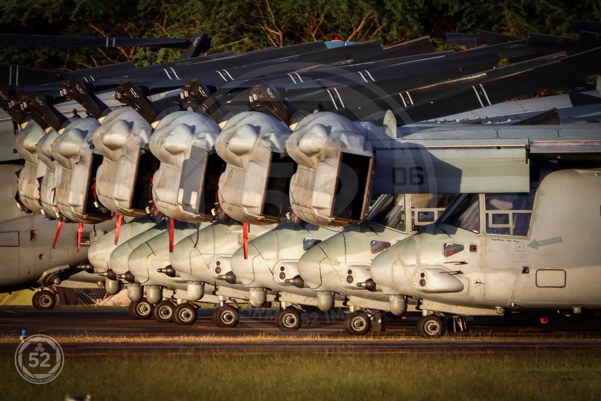 🚨OPERATION SOUTHERN SPEAR🚨 8 x USMC Ospreys at PSE / TJPS
#Venezuela #usmc #operationsouthernspear #freevenezuela #military #puertorico #mv22osprey