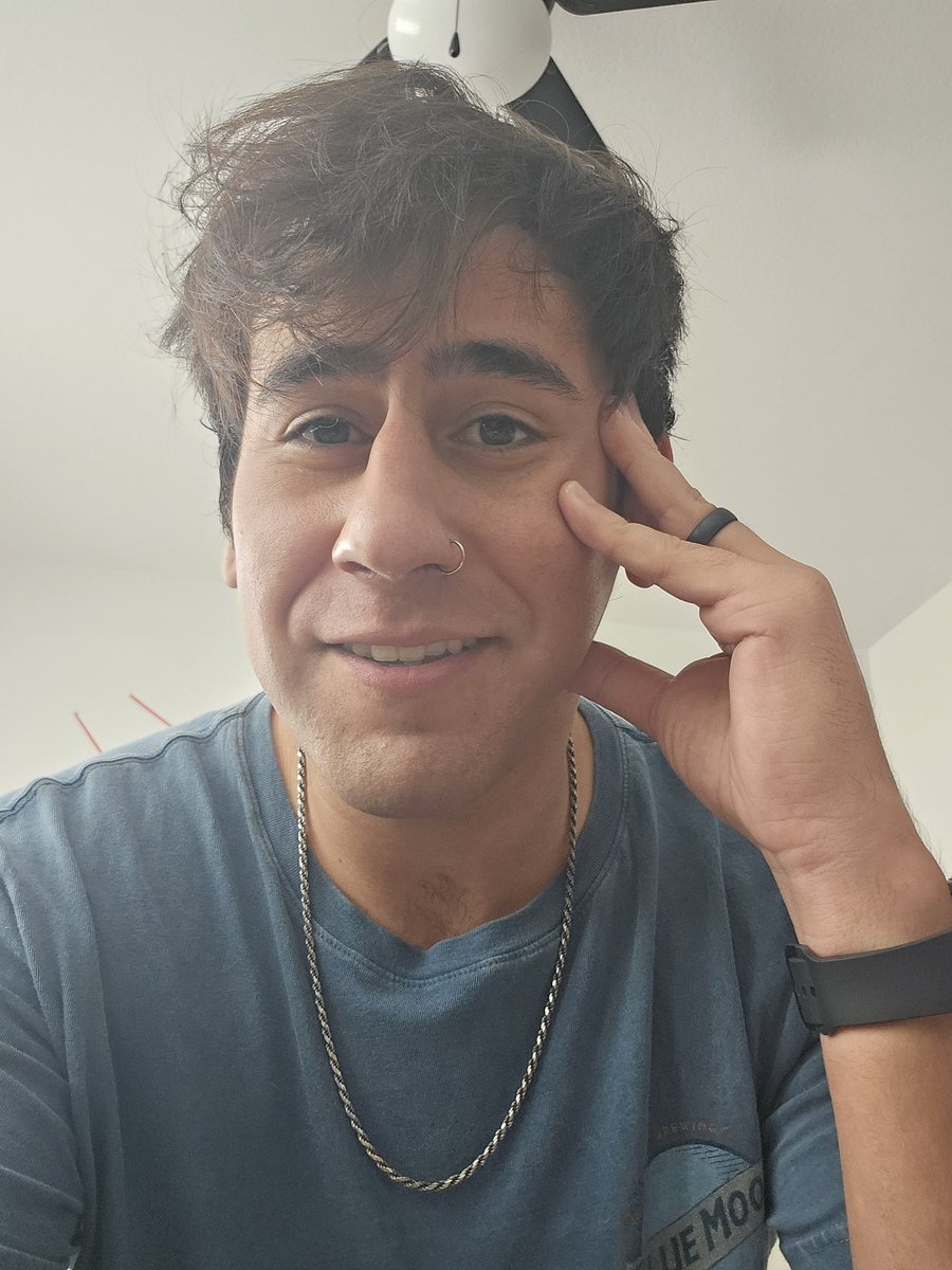 JoshinAround tweet media